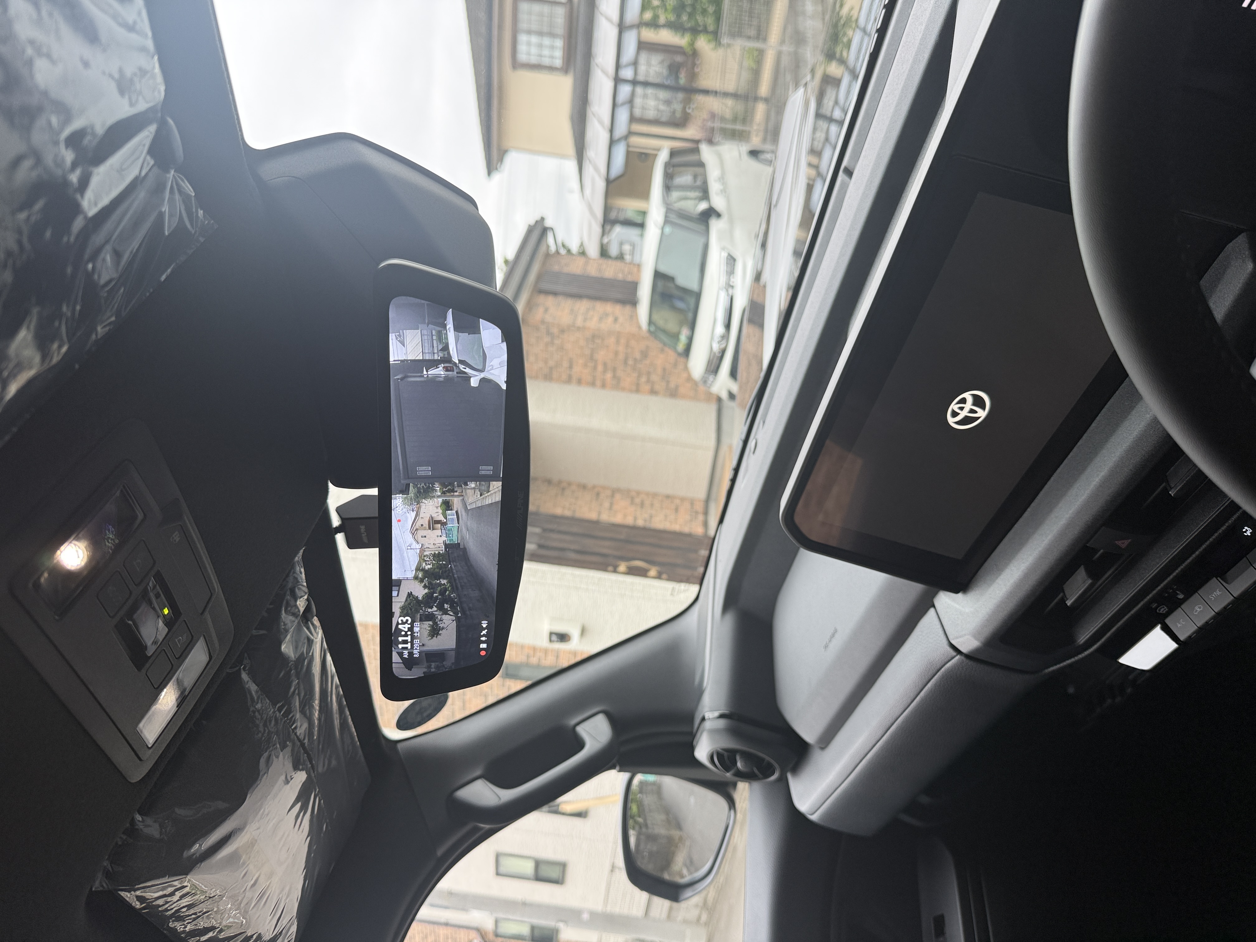 西東京でドラレコ取付ならAuto Service Rにご相談ください。